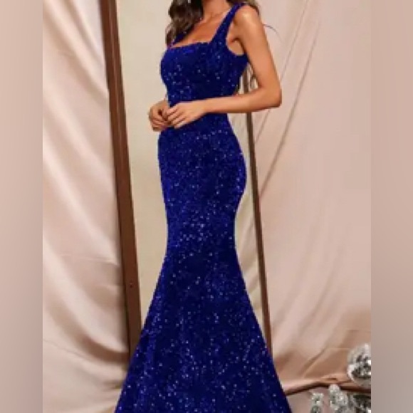 Su Ideas Sequined Royal Blue Evening Dress - Picture 2 of 5
